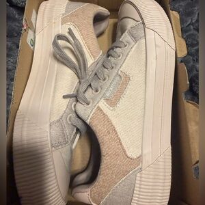 Mauve Rocket Dog Sneakers